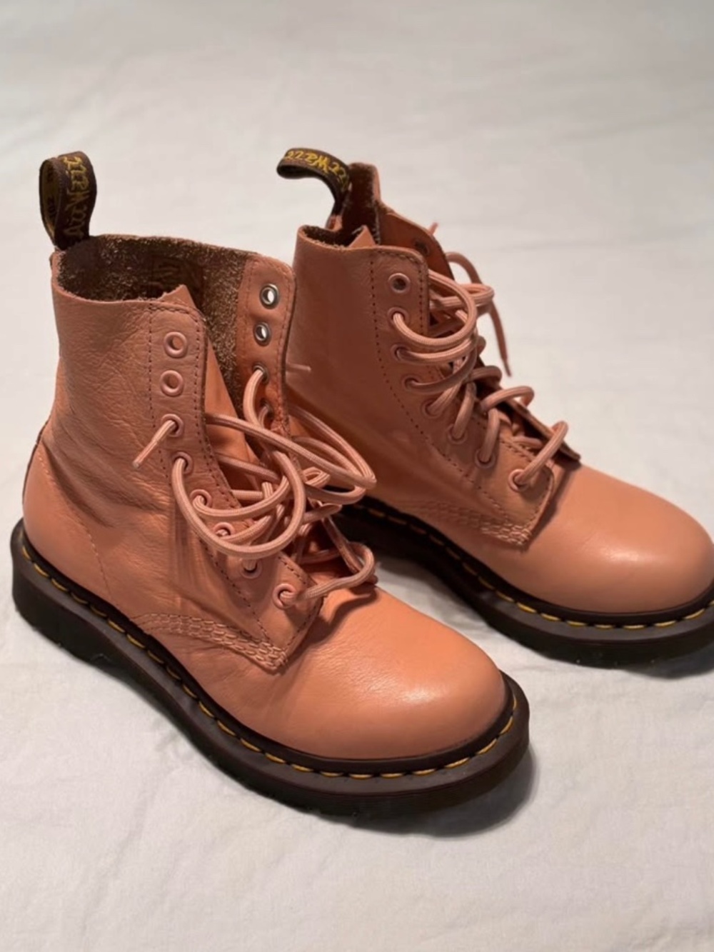 Doc Martens - Picture 3 of 5